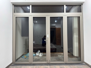 cua-kinh-cua-nhom-uy-tin-tai-cho-gao-cua-nhom-kinh-toi-toan